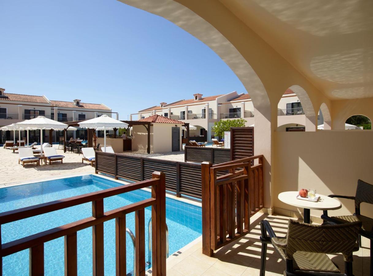 Roda Beach Resort & Spa Exterior photo