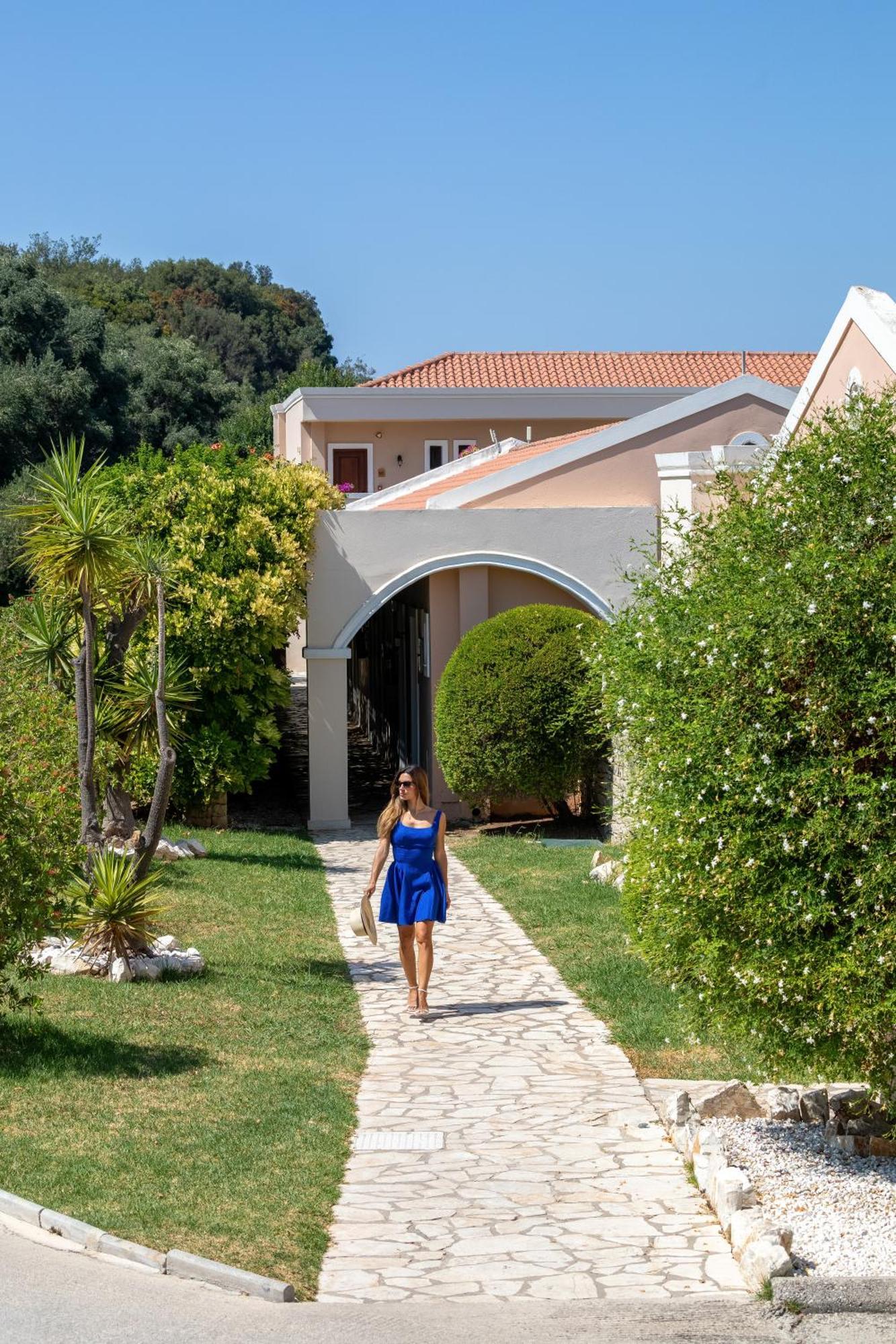 Roda Beach Resort & Spa Exterior photo