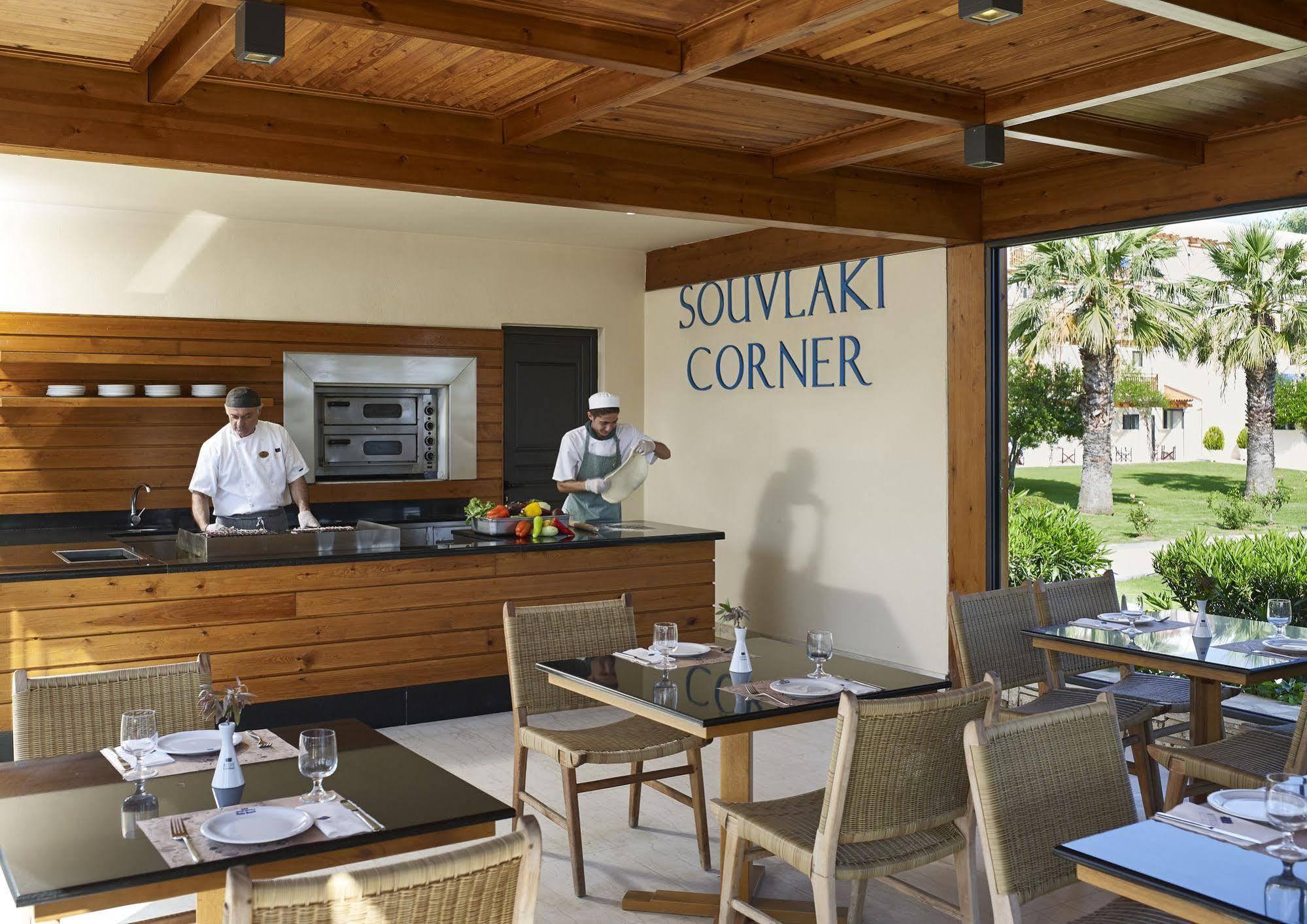 Roda Beach Resort & Spa Exterior photo